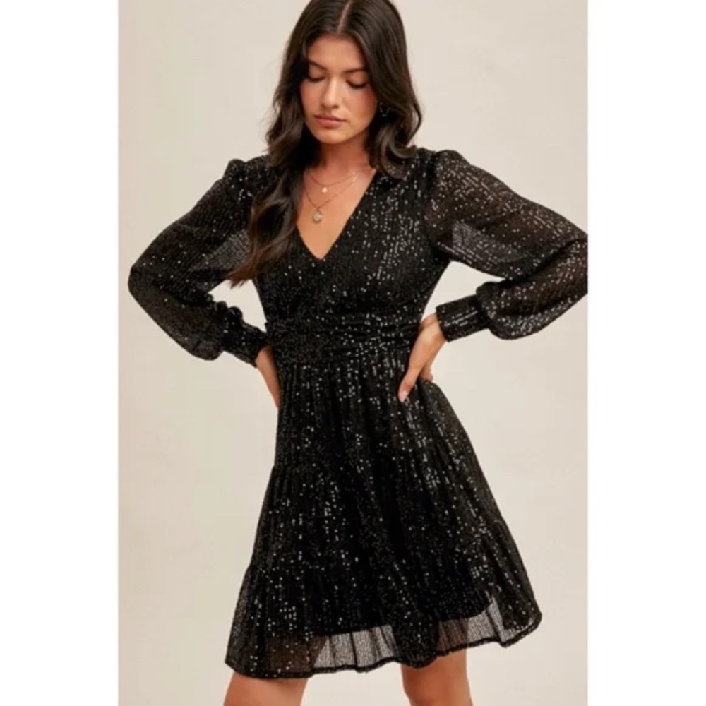 Black Metallic Sparkling Sequin Long Sleeve Tiered Holiday Cocktail Dress